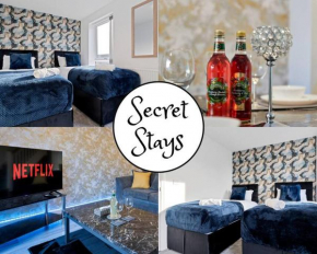Luxury Birmingham City Centre Townhouse with FREE Parking - Sleeps 4 - Perfect for Contractors, Business Travellers, Families and other Groups - Near Bullring, Newstreet, Selfridges, NEC, NIA & Birmin